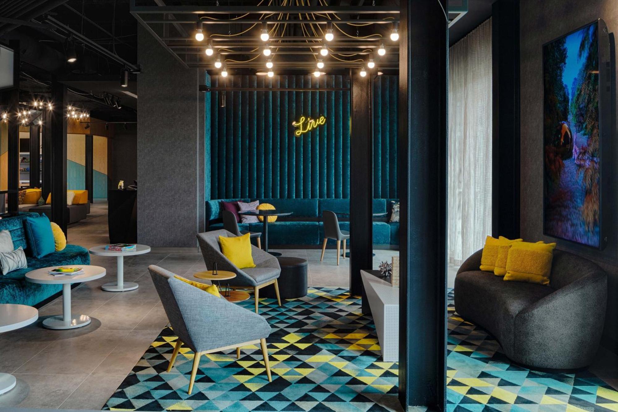 Aloft Columbus Hotel Exterior photo