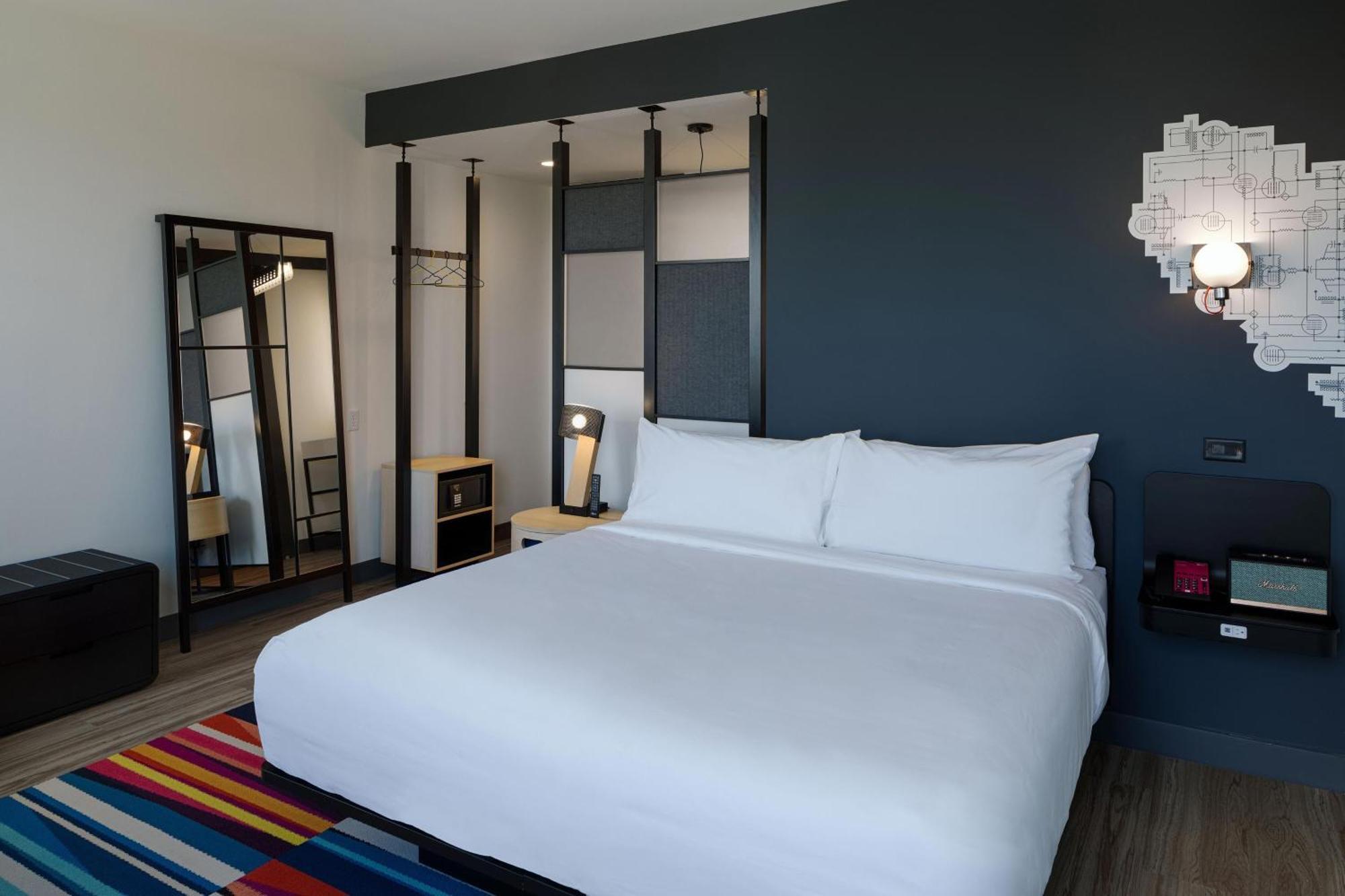 Aloft Columbus Hotel Exterior photo